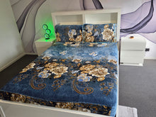 Load image into Gallery viewer, Warm Fitted Sheet Set (Winter) | 3-Piece Set