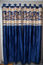 Load image into Gallery viewer, Printed curtain (pair)
