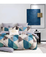 Load image into Gallery viewer, 4 pieces King size Comforter set &quot;Summer&quot;
