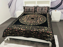 Load image into Gallery viewer, Chenille bedsheets with two pillowcases
