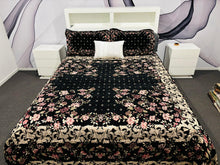 Load image into Gallery viewer, Chenille bedsheets with two pillowcases
