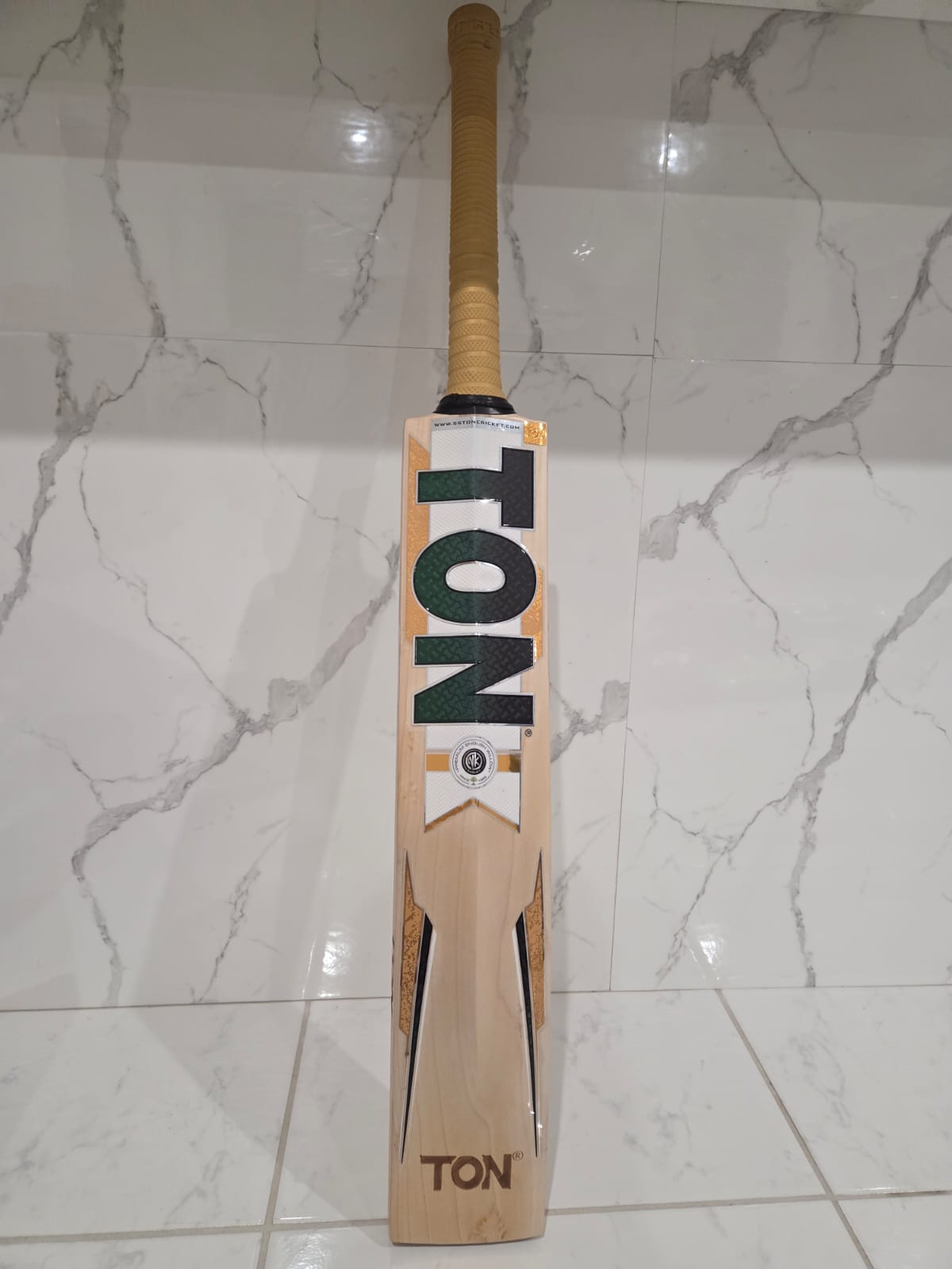 SS Ton English Willow Bat