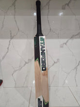 Load image into Gallery viewer, SF Cobra 2.0 English Willow Bat
